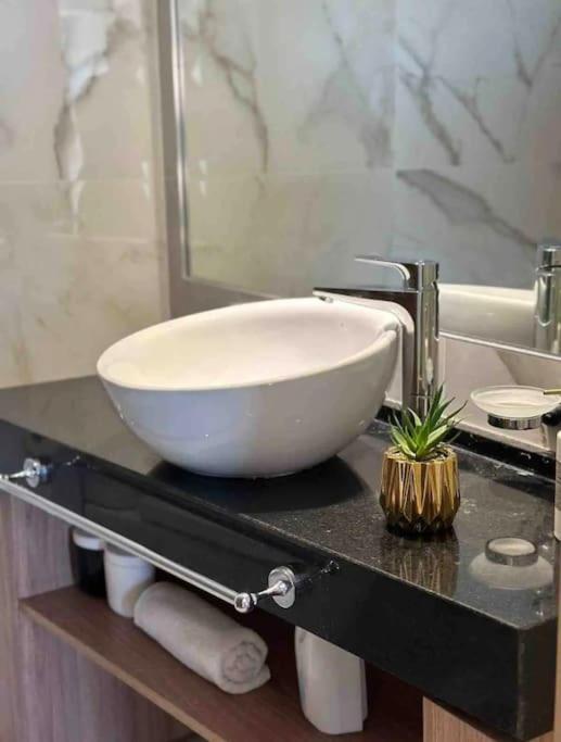 Apartment Sky 10 Torre Leloir 4pax By Inside