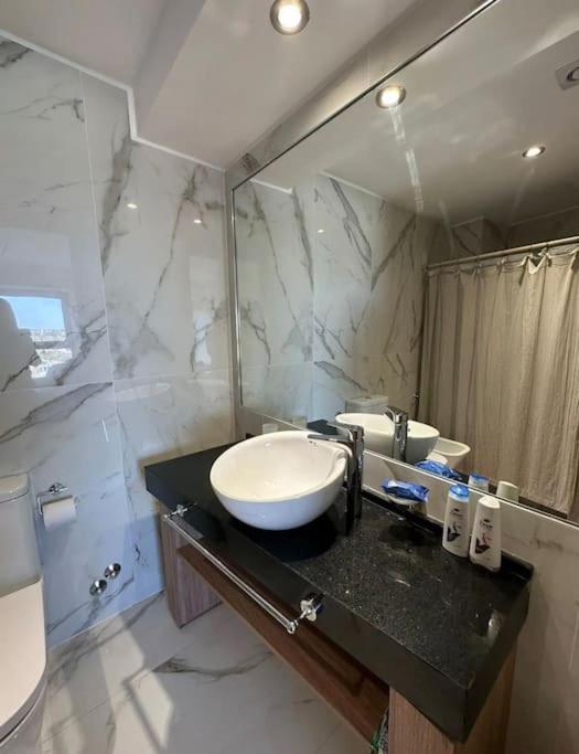 Apartment Sky 10 Torre Leloir 4pax By Inside *